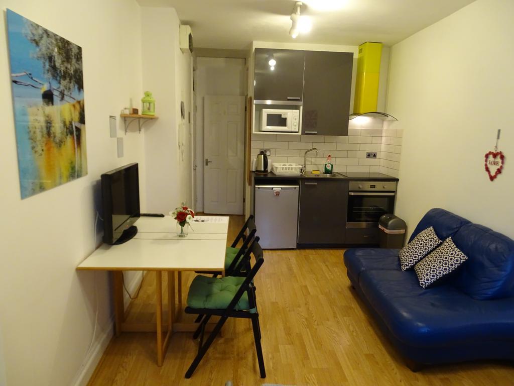 Dani Hampstead Studio Лондон Номер фото