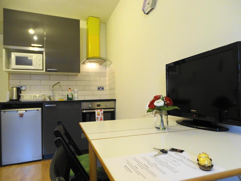 Dani Hampstead Studio Лондон Номер фото